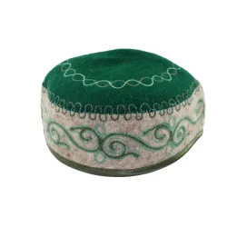 Czapka filcowa wełniana merino z haftem (54,55,57cm)