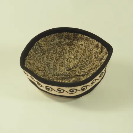 Filcowa męska czapka haftowana z wełny merynosów (57,58,59cm)