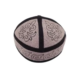 Męska czapka haftowana Melanż Beżowy (56,57,58,59,60,61cm)