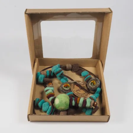 Filcowy koral naszyjnik - Turkusowo-brążowy melanż