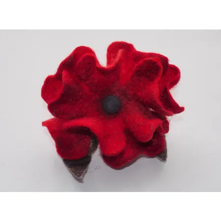 Broszka filcowa kwiat z wełny i jedwabiu