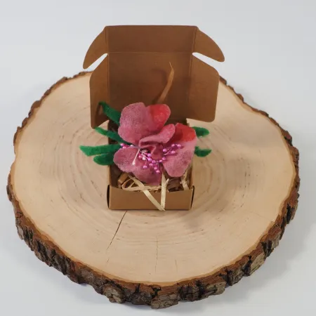 Broszka filcowa kwiat Różowy