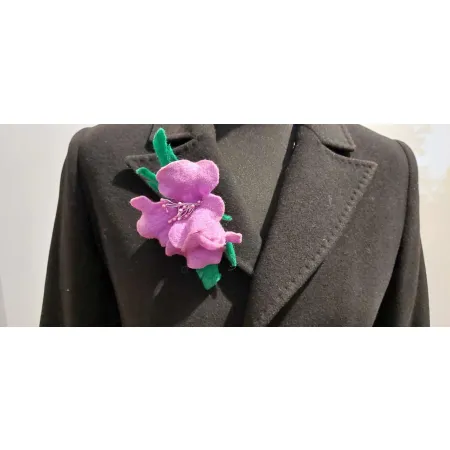 Damska broszka filcowa kwiat