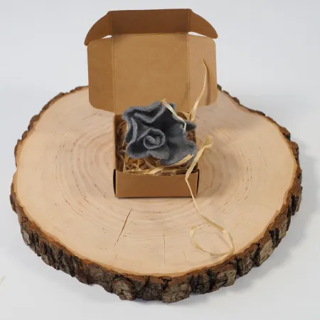 Damska broszka filcowa kwiat Szary