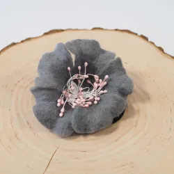 Filcowa kwiat Szary z gumką do włosów