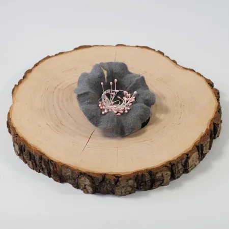 Filcowa kwiat Szary z gumką do włosów