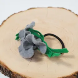 Filcowa kwiat Szary z gumką do włosów