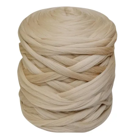 Wełna czesankowa do wyplatania koców 4,5kg BRUDNY BEŻ #19