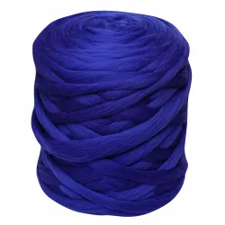 Wełna czesankowa do wyplatania koców 4,5kg SZAFIR #24