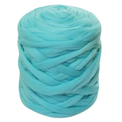 Wełna czesankowa do wyplatania koców 4,5kg JASNY SZMARAGD #69