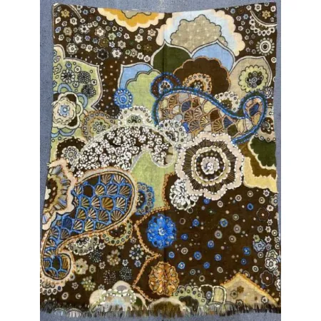 Damski szal kolorowy z wełny merino wyszywany w kwiaty