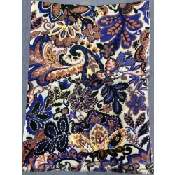 Damski szal kolorowy z wełny merino wyszywany w kwiaty