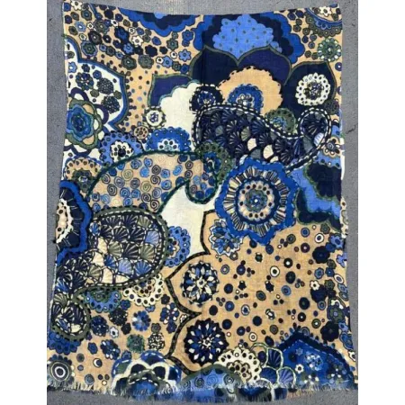 Damski szal kolorowy z wełny merino wyszywany w kwiaty