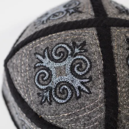 Męska czapka haftowana wełniana z kaszmirem Szara (58,59cm)