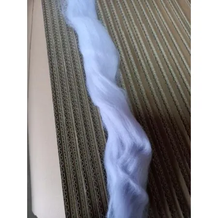 Wełna czesankowa do wyplatania koców 4,5kg MELANŻ LILA #7