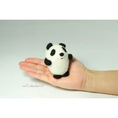 Panda filcowa z wełny maskotka dla dzieci i dorosłych