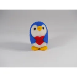 Pingwin z serduszkiem do sesji fotograficznej