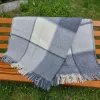 Wełniany pled narzuta koc z wełny merynos 140x205 cm SZARA KRATA