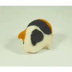 Świnka morska filcowa z wełny merynosów