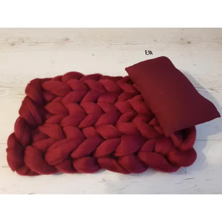 Kocyk czesankowy do sesji noworodkowej BORDOWY