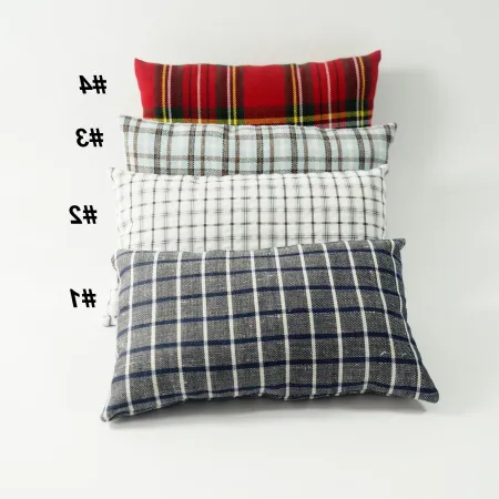 Poduszki w kratkę do sesji fotograficznej noworodkowej