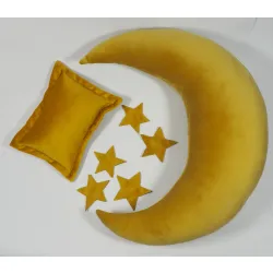 Poduszka Księżyc i gwiazdy do sesji noworodkowej Złoty velvet