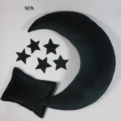 Poduszka Księżyc i gwiazdy do sesji noworodkowej CZARNY velvet