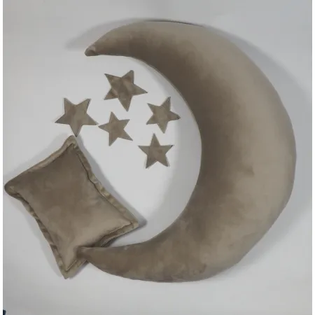 Poduszka Księżyc i gwiazdy do sesji noworodkowej CIEMNOBEŻOWY velvet