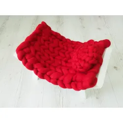 Kocyk czesankowy do sesji noworodkowej CZERWONY