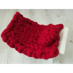 Kocyk czesankowy do sesji noworodkowej ŚREDNIO CZERWONY