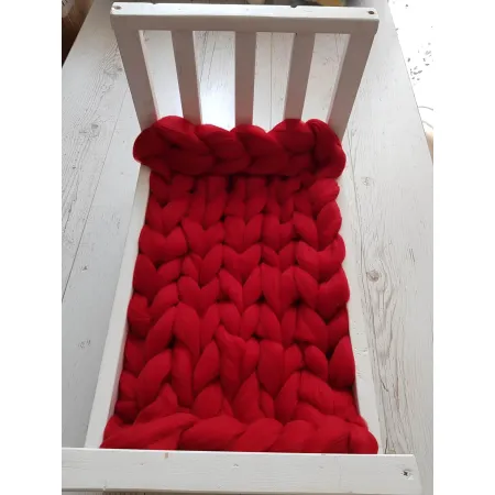 Kocyk czesankowy do sesji noworodkowej ŚREDNIO CZERWONY