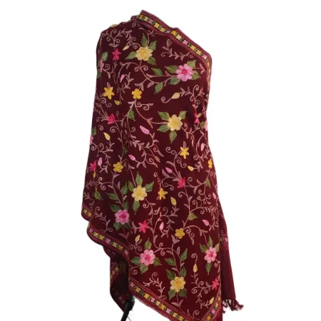 Damski bordowy wełniany szal merino z haftem w kwiaty