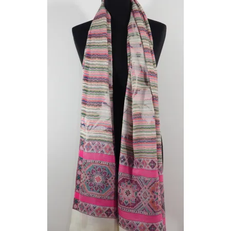Stylowy damski wełniany szal dwustronny w kwiaty i wzory azteckie