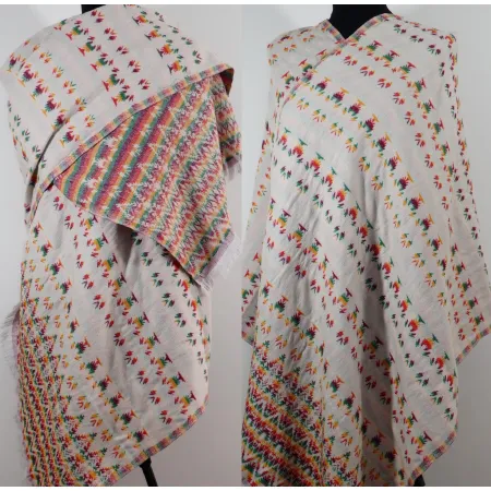 Damski kremowy szal dwustronny z wełny Jaka we wzory azteckie