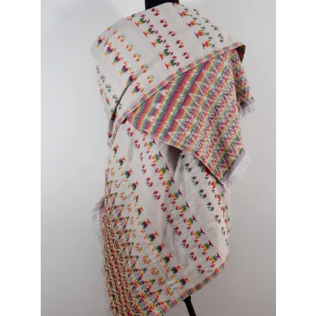 Damski kremowy szal dwustronny z wełny Jaka we wzory azteckie