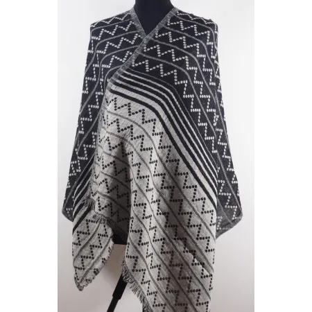 Damski etno szal z wełny merynosów